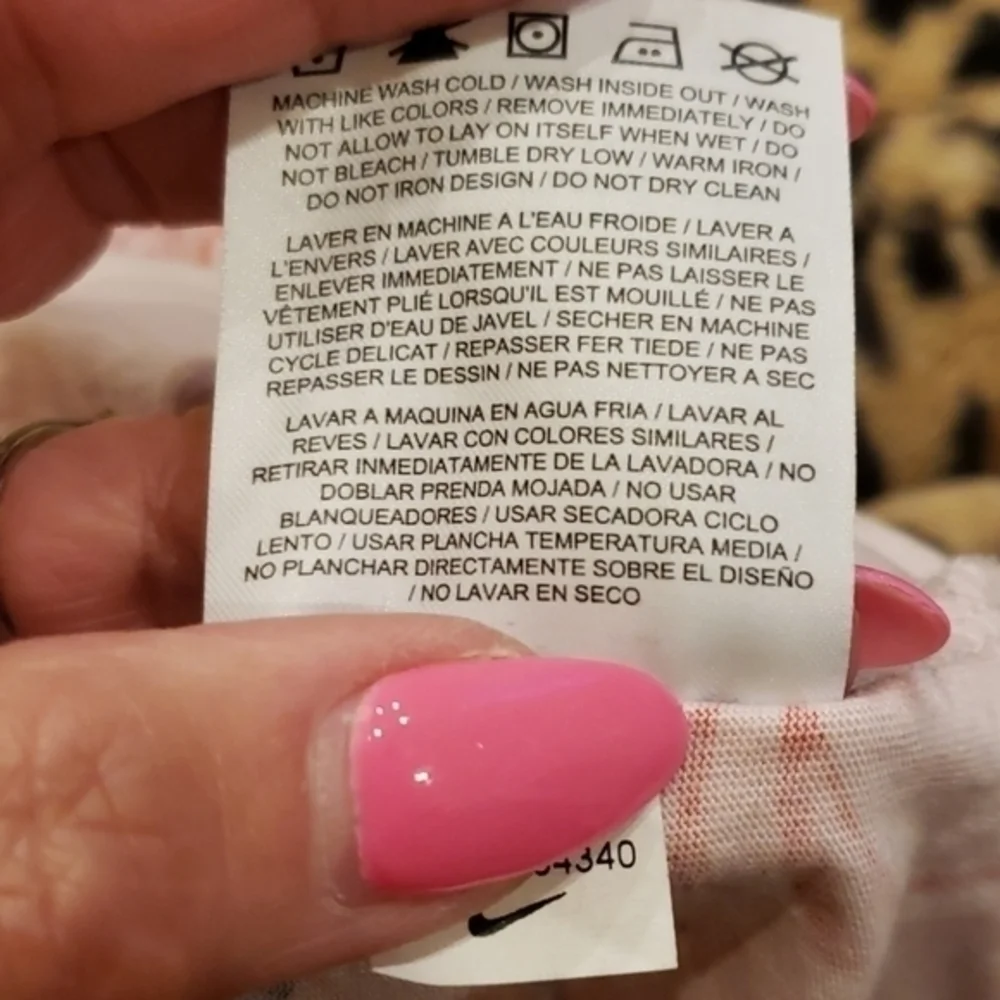 Nike Pink Florals‎ Crop Short Sleeves Medium